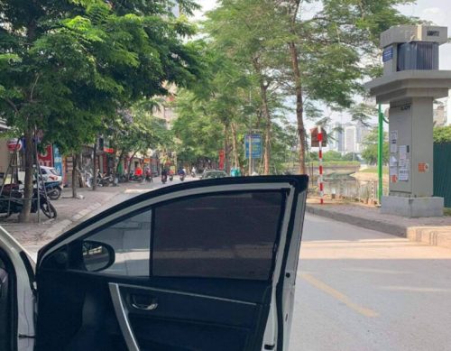 Click to view full screen Car magnetic sun shade, Car Side Window Screens Sun Shade Curtain Accessories with UV Rays Heat and Privacy Protection Custom Sunshades photo review